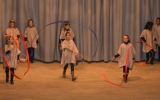 « La danse du Moyen Âge » et le chant « L’an 1000 » par les élèves de CE2-CM1