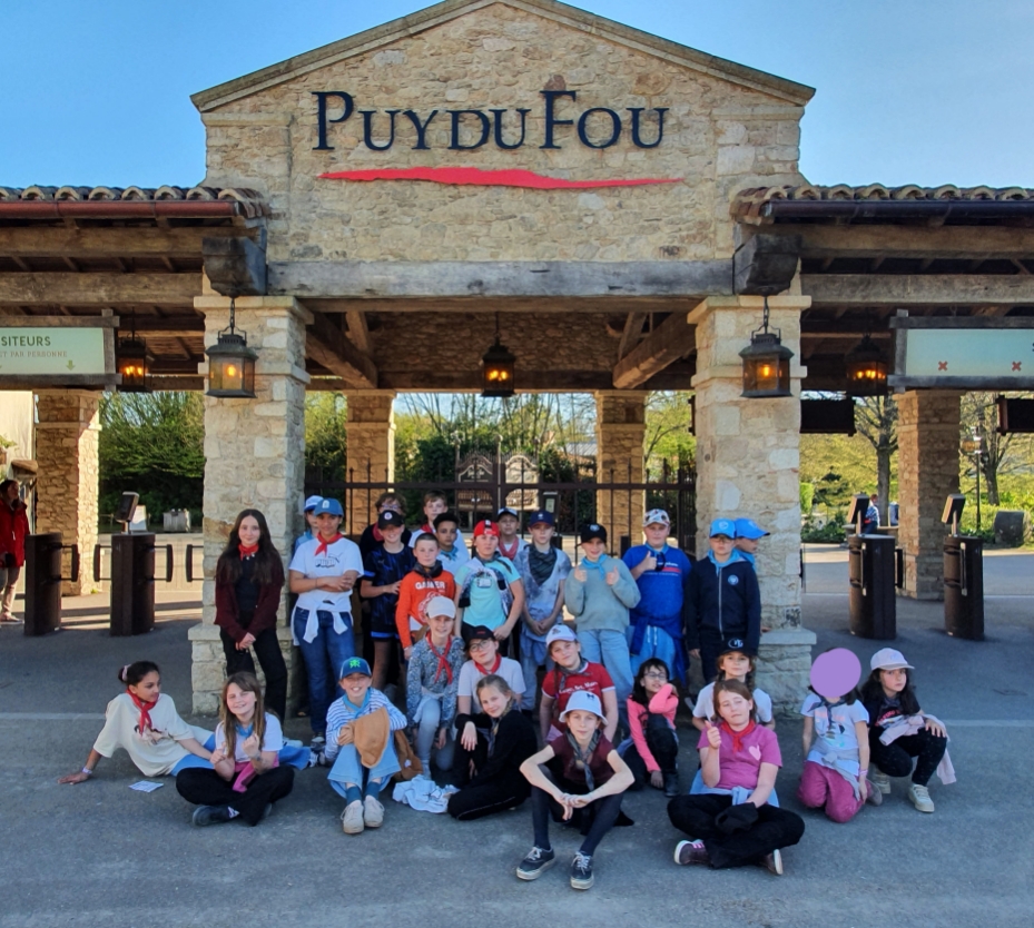 Voyage scolaire au Puy du Fou, CE2-CM1-CM2, 7 et 8 avril 2025